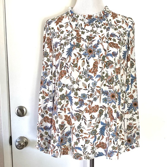 Ann Taylor Loft White Floral Top